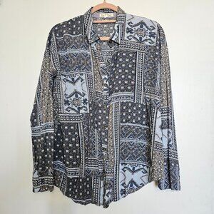 Hem & Thread Long Sleeve Lightweight Button Up Shirt, S